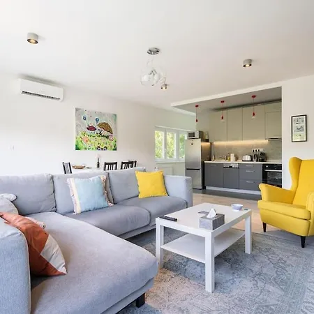 شقة Earthy Elegance بودابست