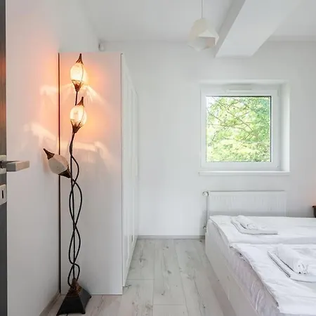 Earthy Elegance * Boedapest