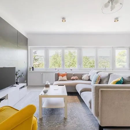 Earthy Elegance Appartement *