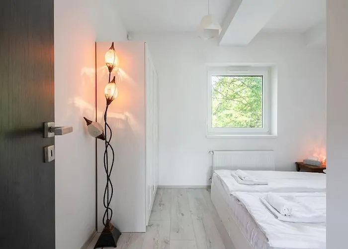 Earthy Elegance * בודפשט