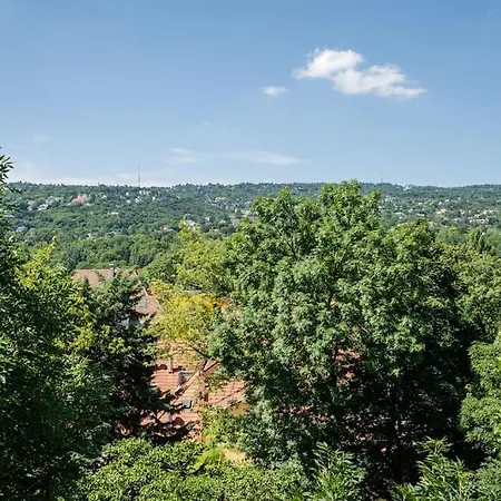 Earthy Elegance Lägenhet Budapest