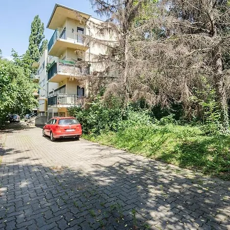 Apartament Earthy Elegance